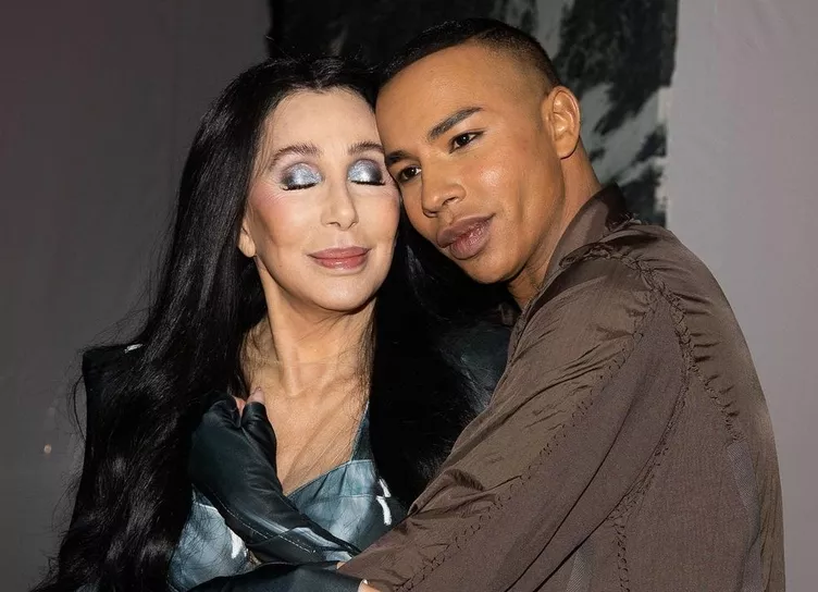 Шер, Бруклин Бекхэм и Никола Пельтц, Stromae, Кайли Дженнер и Неймар на показе Balmain в Париже