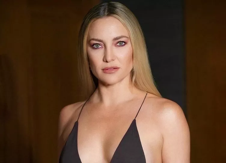 Kate Hudson in a “naked” dress attended the premiere of the film at the film festival in London