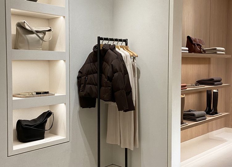 12 STOREEZ открыл свой 50-й магазин