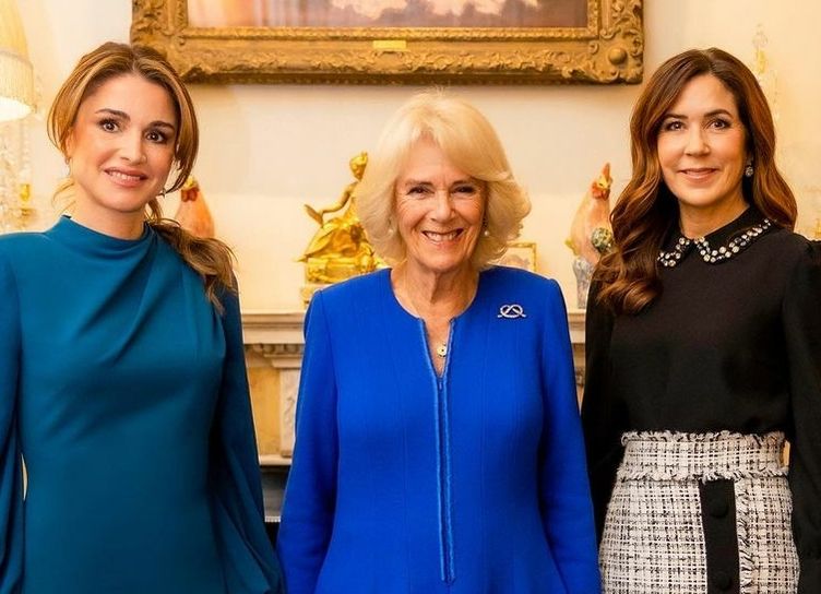 Фото дня: королева-консорт Камилла, королева Иордании Рания и кронпринцесса Дании Мэри встретились в Лондоне