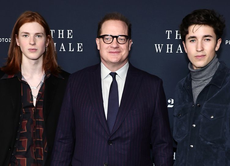 Rare outing: Brendan Fraser with handsome sons at the screening of the film “The Whale” in New York