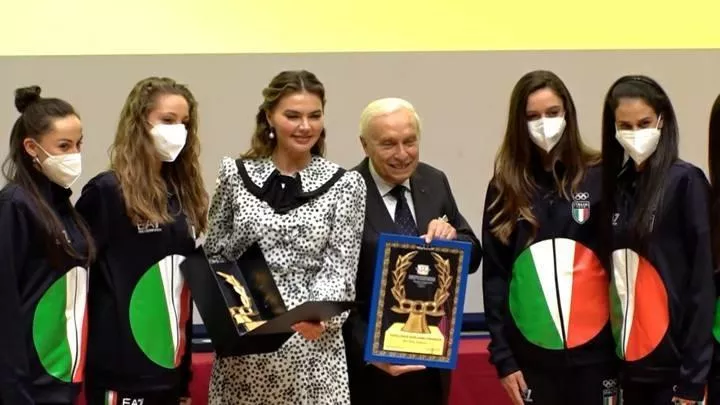 Алина Кабаева, Франко Аскани и сборная Италии по художественной гимнастике