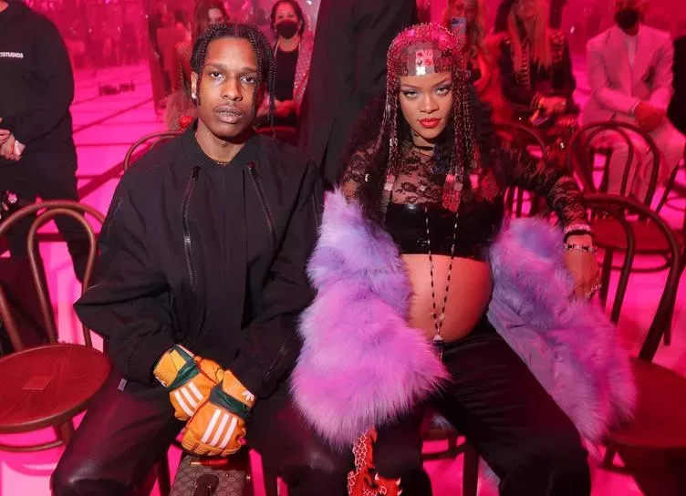 Беременная Рианна и A$AP Rocky на показе Gucci в Милане