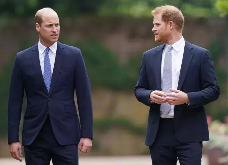 Британская королевская семья объявила бойкот BBC из-за выпуска документального фильма о принце Уильяме и принце Гарри