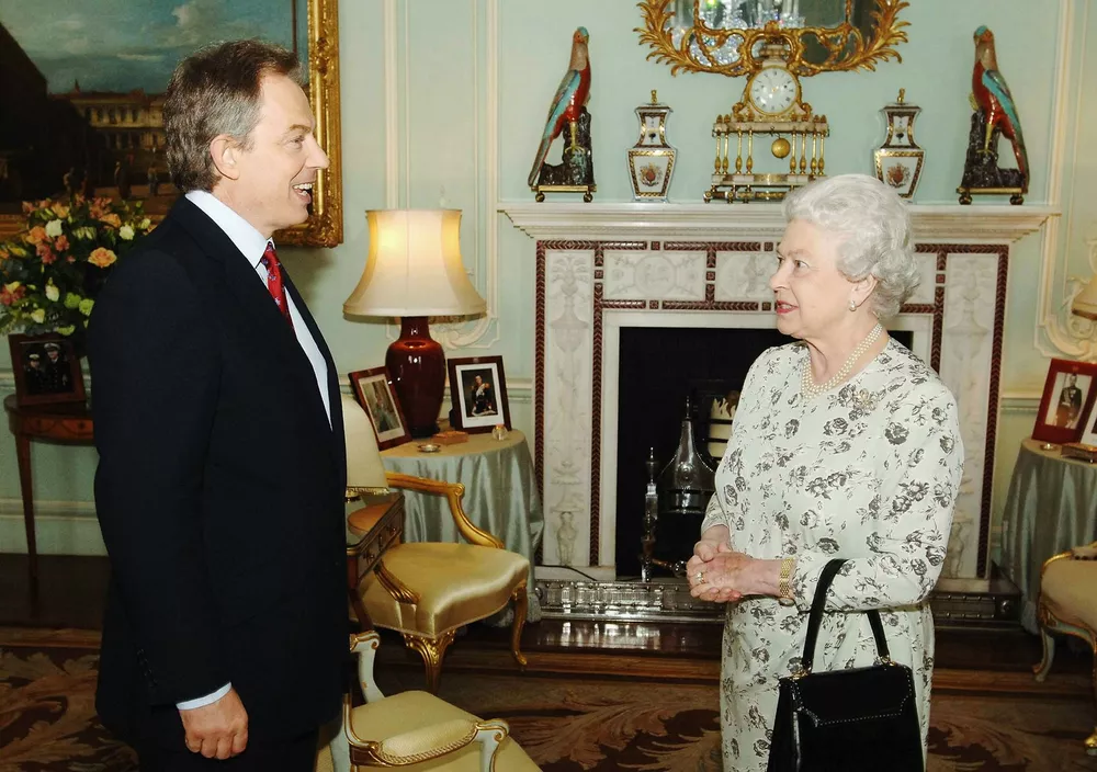 Премьер-министр Тони Блэр и королева Елизавета II
