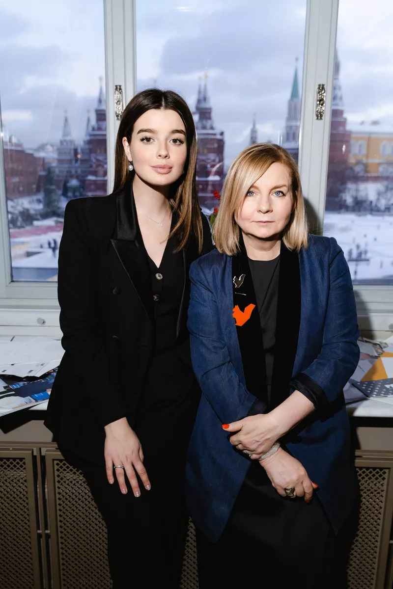 Александра Стриженова и Виктория Андриянова