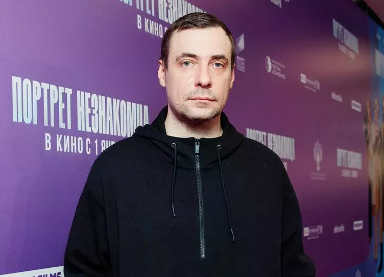 Евгений Цыганов, Алексей Серебряков и Евгений Сангаджиев на премьере фильма Портрет незнакомца