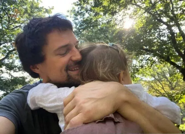 Главное о Нью-Йорке: Данила Козловский поделился новыми фото с дочерью