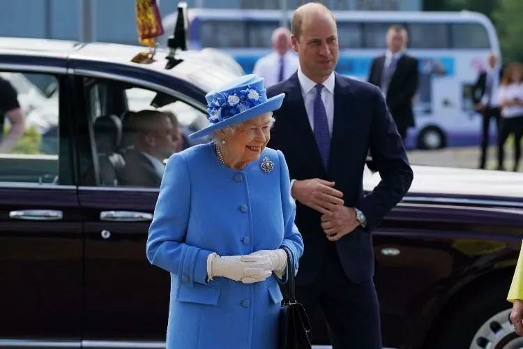 Королева Елизавета с принцем Уильямом, лето 2021 года