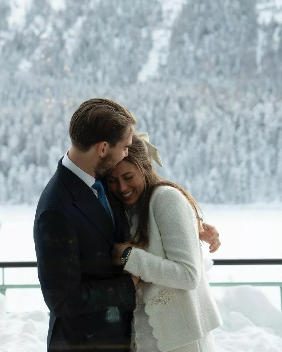 Филипп и Нина на своей свадьбе в декабре 2020 года