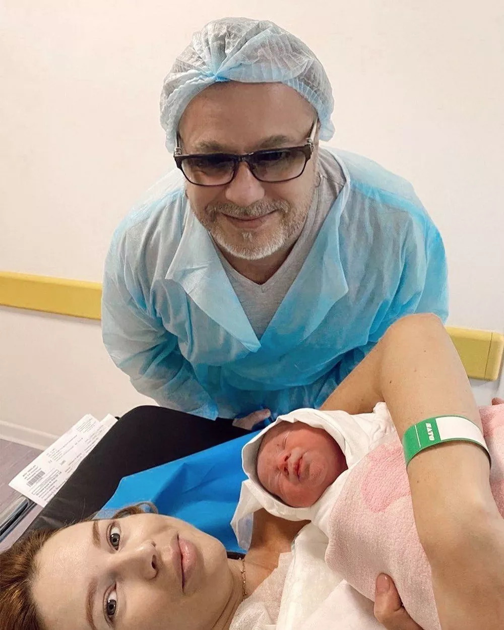 Владимир Пресняков, Наталья Подольская с новорожденным сыном Иваном