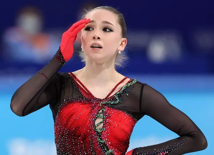 СМИ: Камила Валиева может быть лишена золота и отстранена от дальнейшего участия в Олимпиаде из-за допинг-скандала