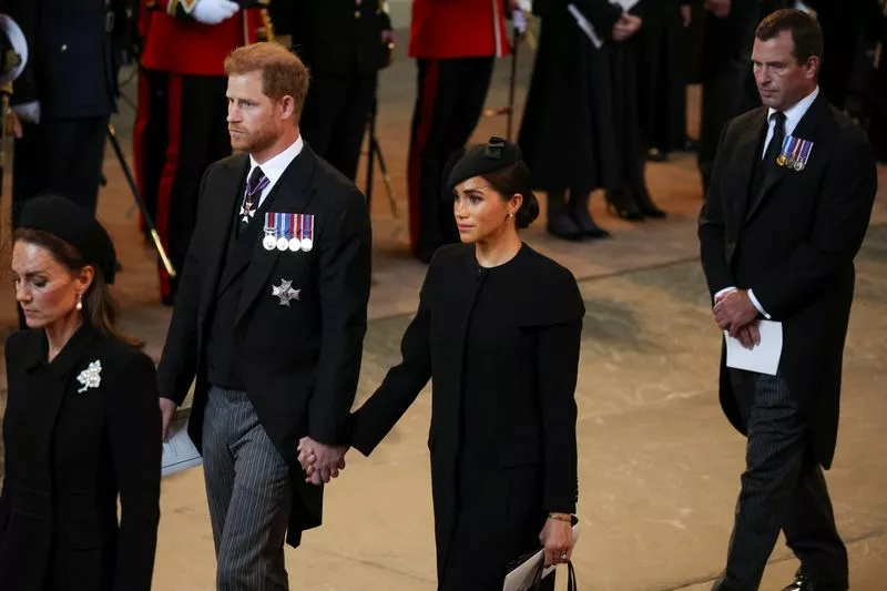 Принц Гарри и Меган Маркл на похоронах королевы