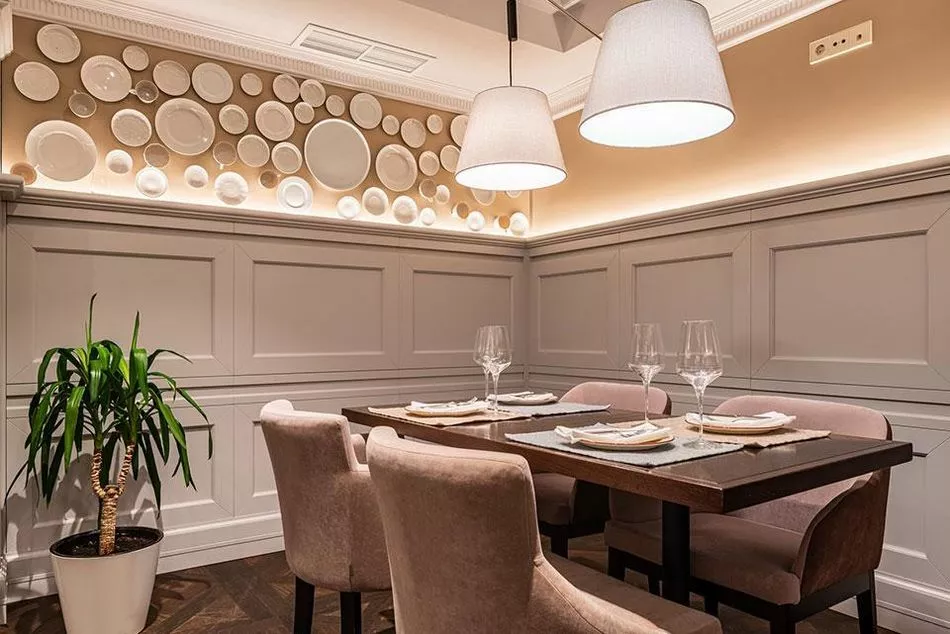 “Белый зал” Cafe Claret
