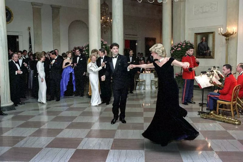 Танец с Джоном Траволтой в Белом доме во время визита в США в ноябре 1985 года вошел в историю